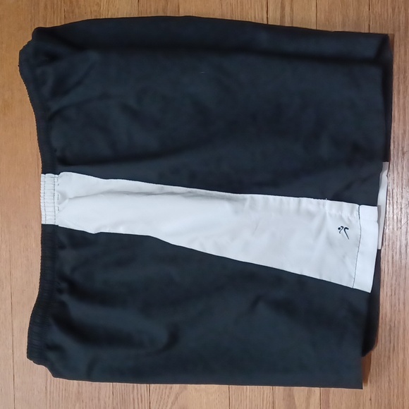 Ativa swim skirt Sz.XL. Lined with pocket. Side slits. 16" length. - Picture 10 of 11